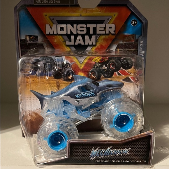 Monster Jam Other - Monster Jam - OG Megalodon 2025 CHASE Series 38 / 1:64 Scale